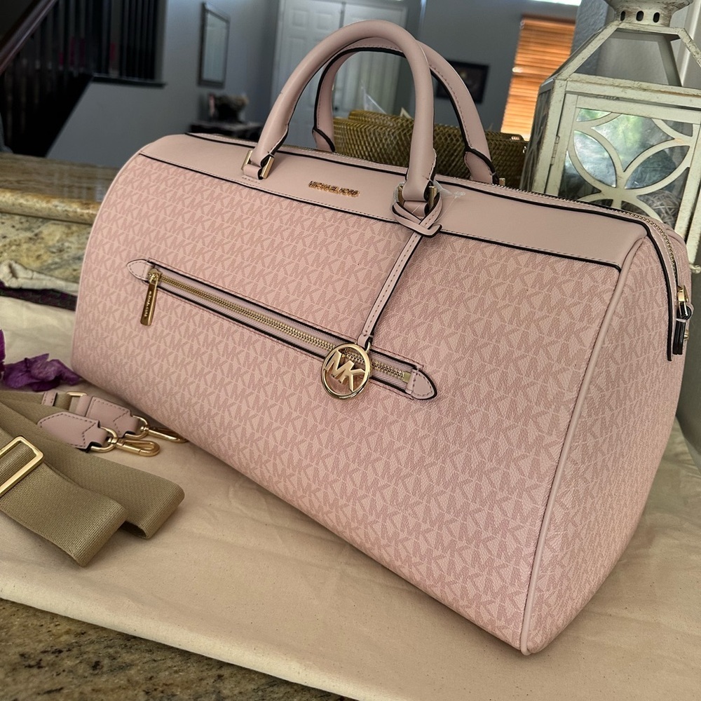 New Michael Kors Jet Set Travel Extra-Large Signature Logo Duffel Bag - Picture 11 of 11